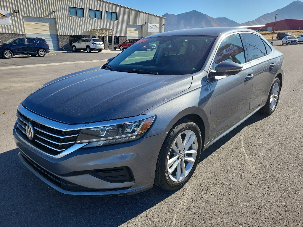 2020 Volkswagen Passat SE Sedan 4D