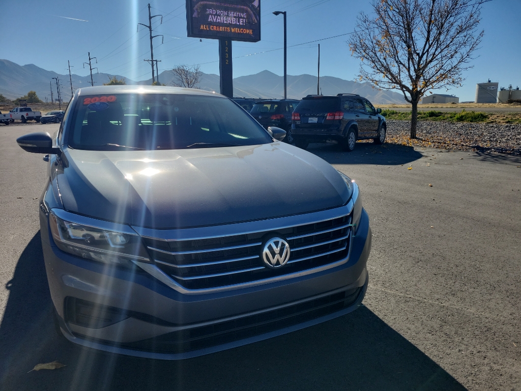 2020 Volkswagen Passat SE Sedan 4D