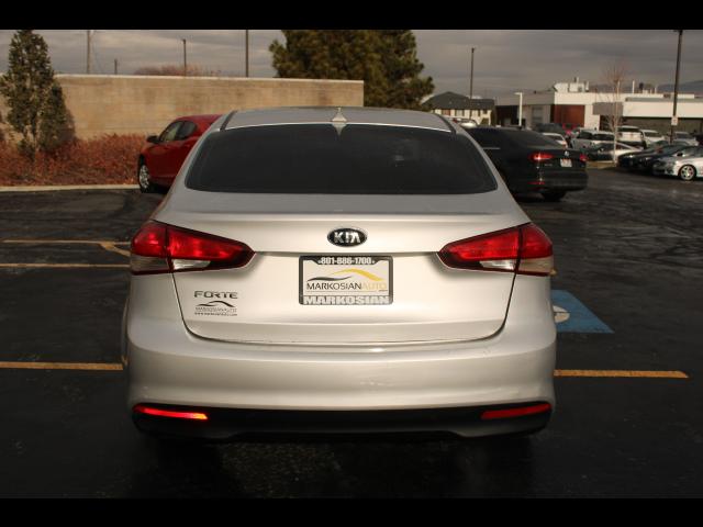 2017 Kia Forte Sedan 4D LX 2.0L I4