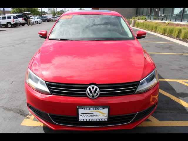 2013 Volkswagen Jetta Sedan 4D SE 2.5L I5 Auto