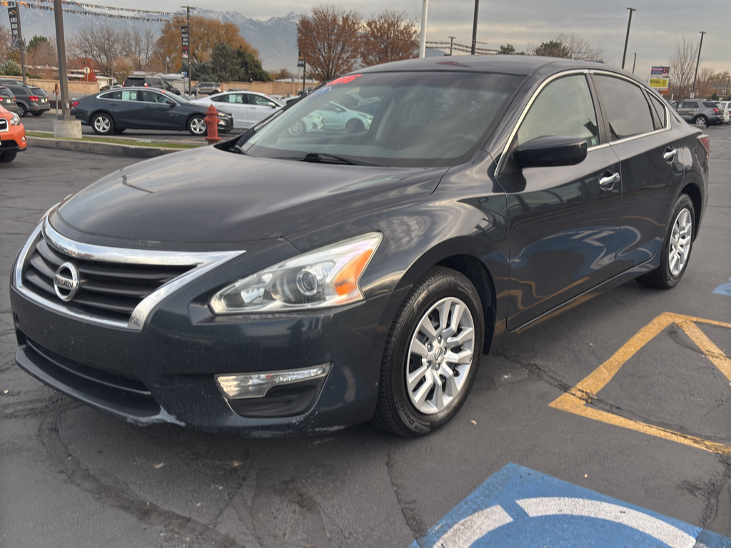 2015 Nissan Altima Sedan 4D S 2.5L I4