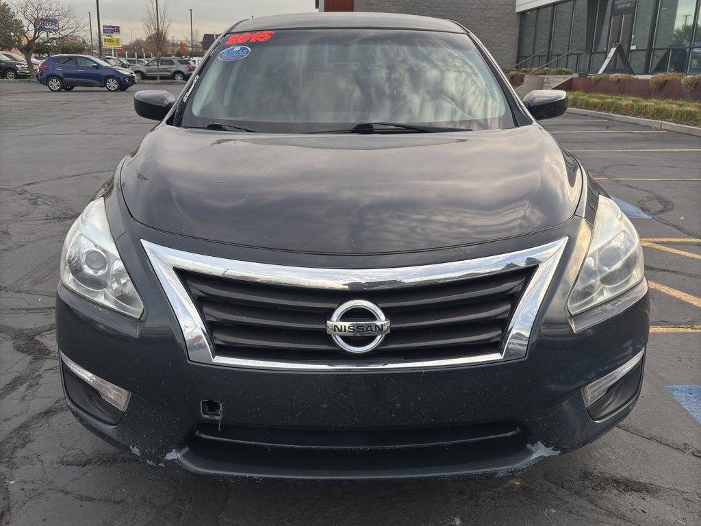 2015 Nissan Altima Sedan 4D S 2.5L I4