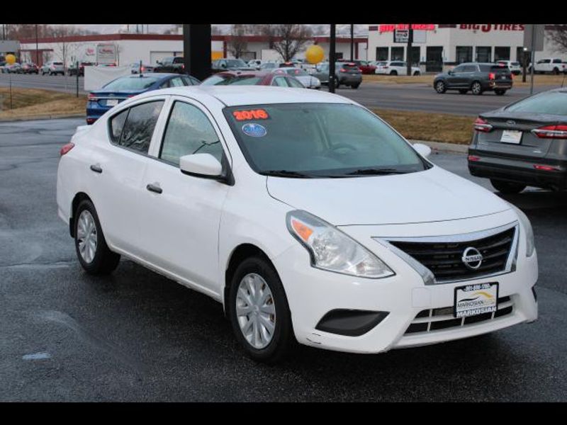 2016 Nissan Versa Sedan 4D S 1.6L I4