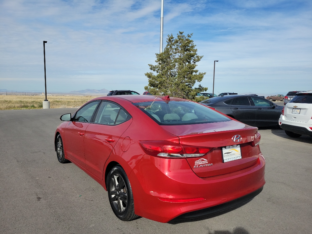 2018 Hyundai Elantra Sedan 4D Limited 2.0L I4