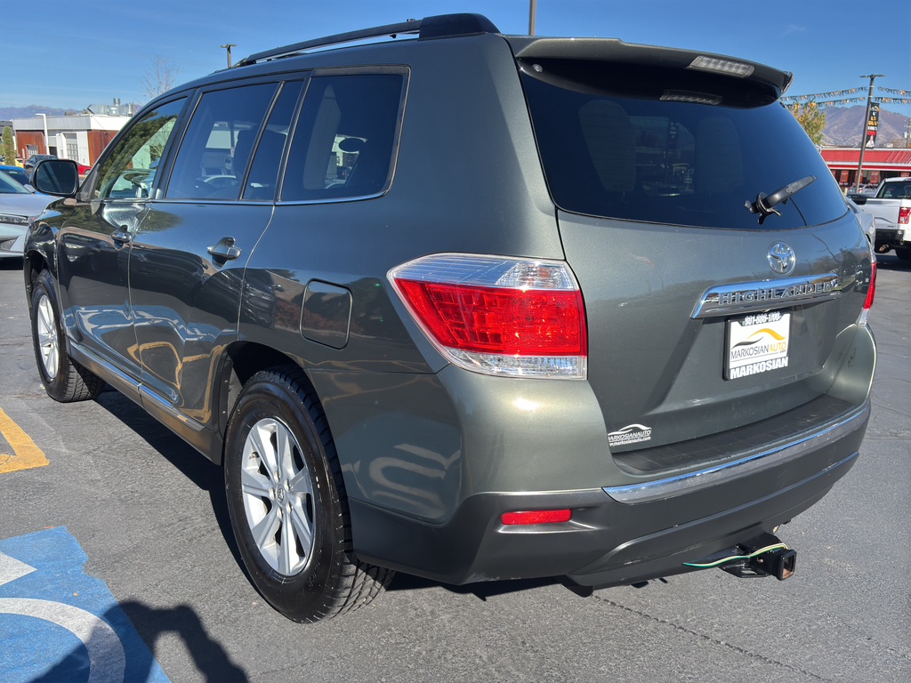 2013 Toyota Highlander Utility 4D 3.5L V6