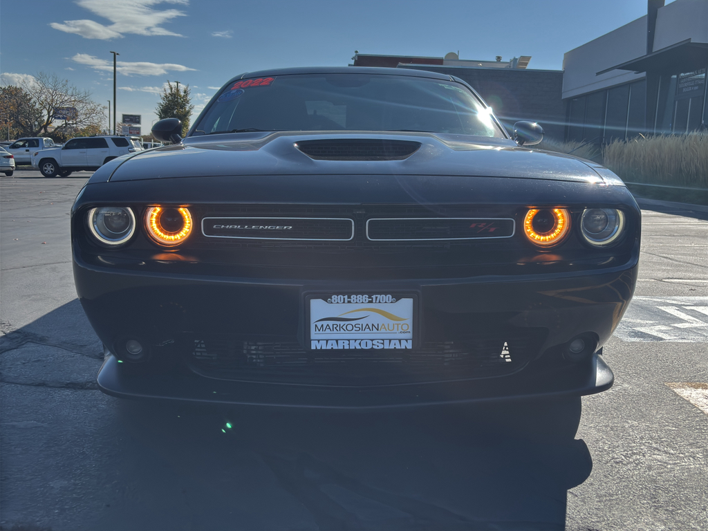 2022 Dodge Challenger Coupe 2D R/T 5.7L V8
