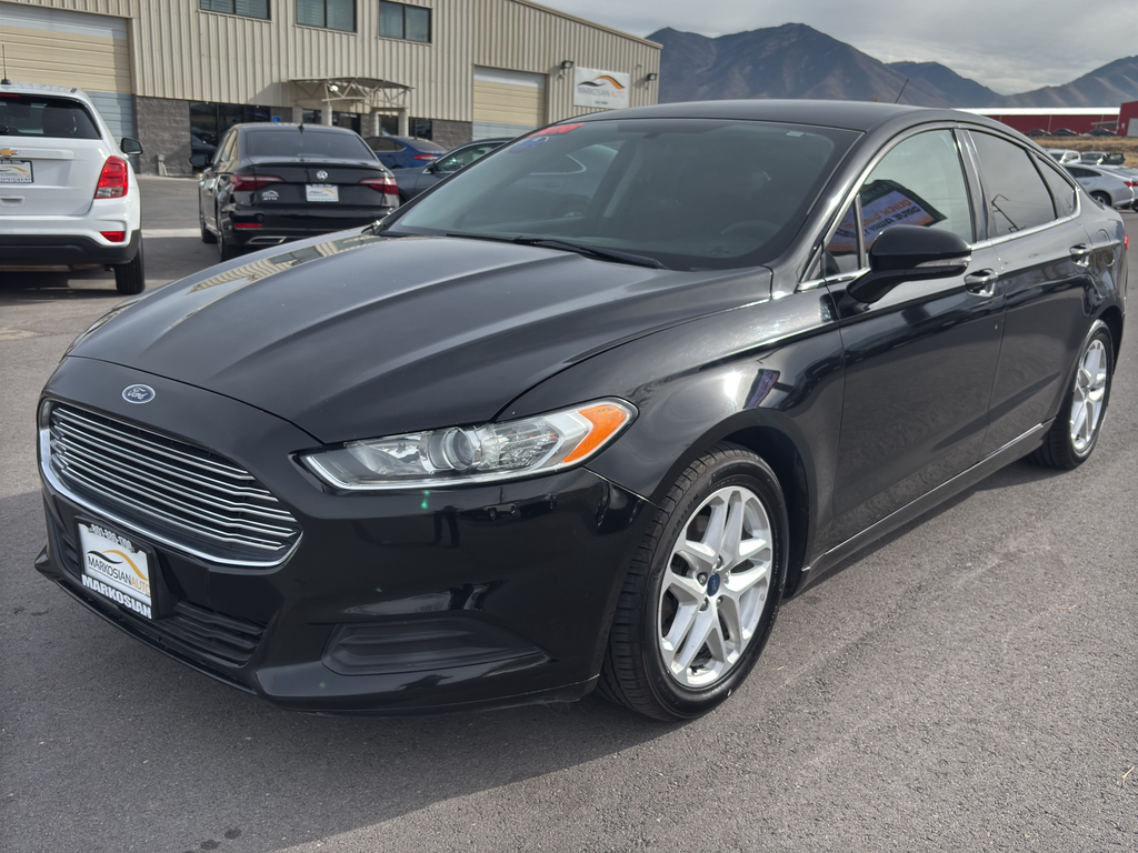 2016 Ford Fusion Sedan 4D SE 2.5L I4