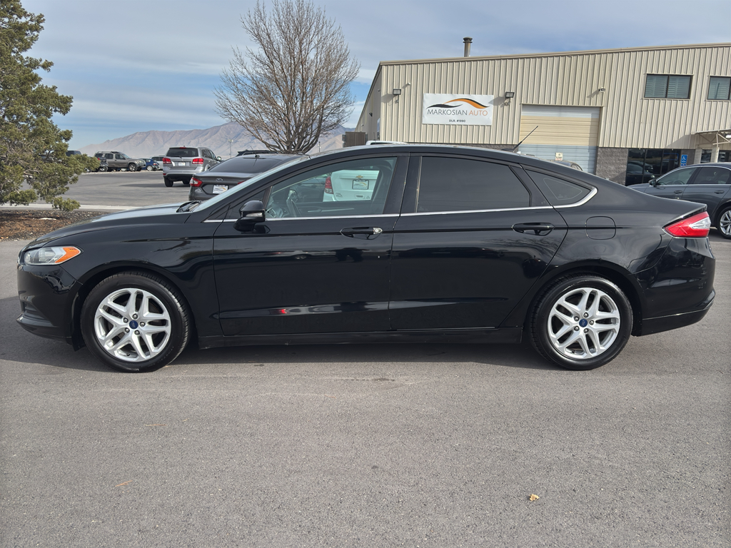 2016 Ford Fusion Sedan 4D SE 2.5L I4