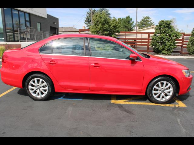 2013 Volkswagen Jetta Sedan 4D SE 2.5L I5 Auto