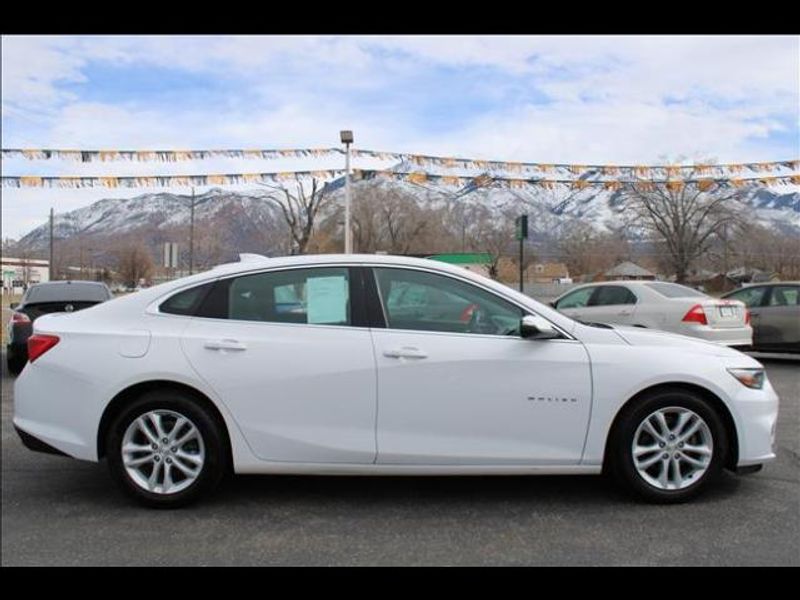2018 Chevrolet Malibu Sedan 4D 1.8L I4 Hybrid