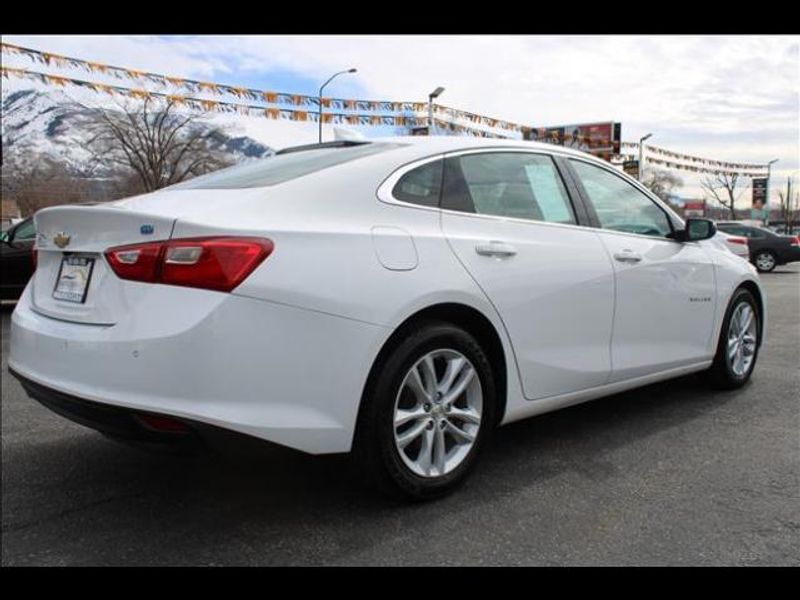 2018 Chevrolet Malibu Sedan 4D 1.8L I4 Hybrid