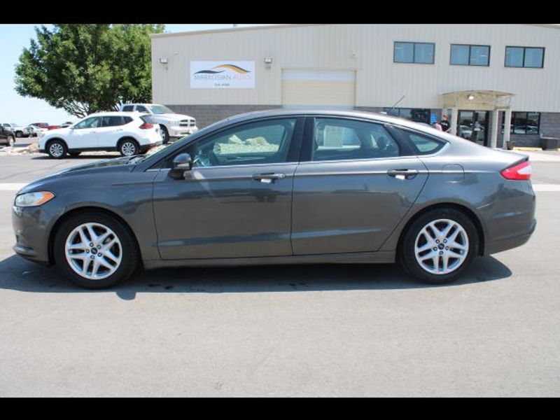 2015 Ford Fusion Sedan 4D SE 2.5L I4