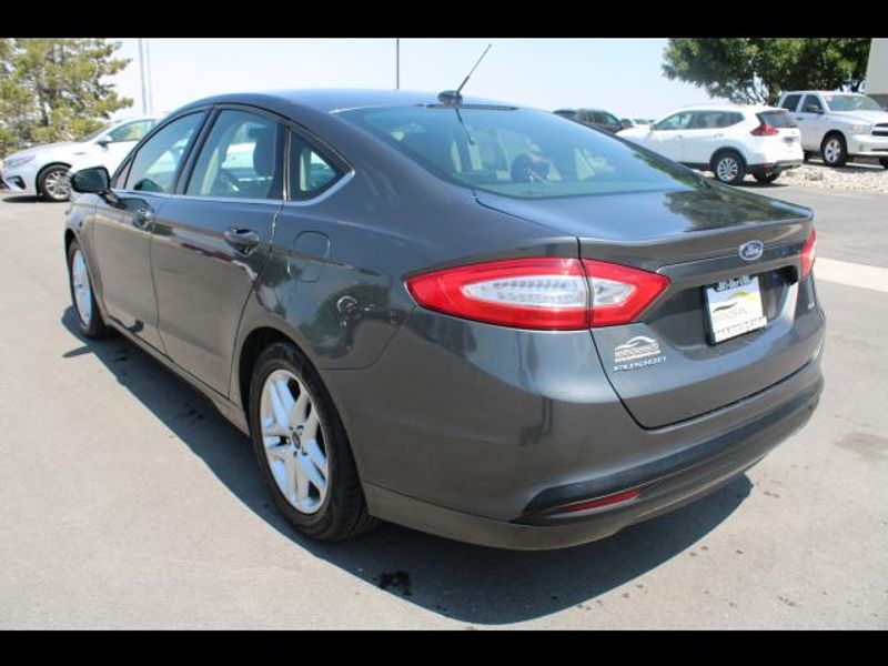 2015 Ford Fusion Sedan 4D SE 2.5L I4