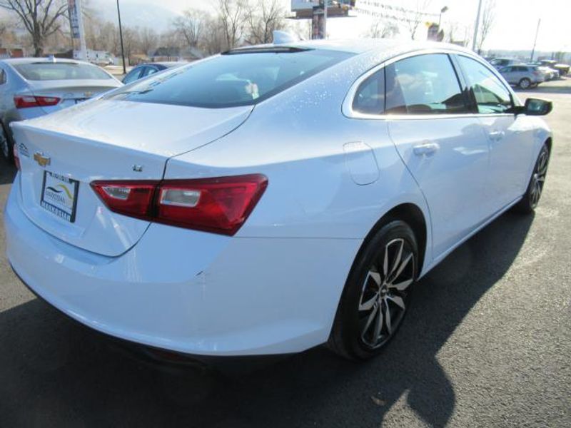 2017 Chevrolet Malibu CAR