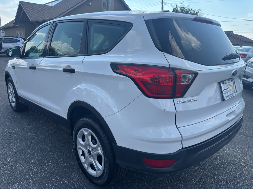 2019 Ford Escape S Sport Utility 4D