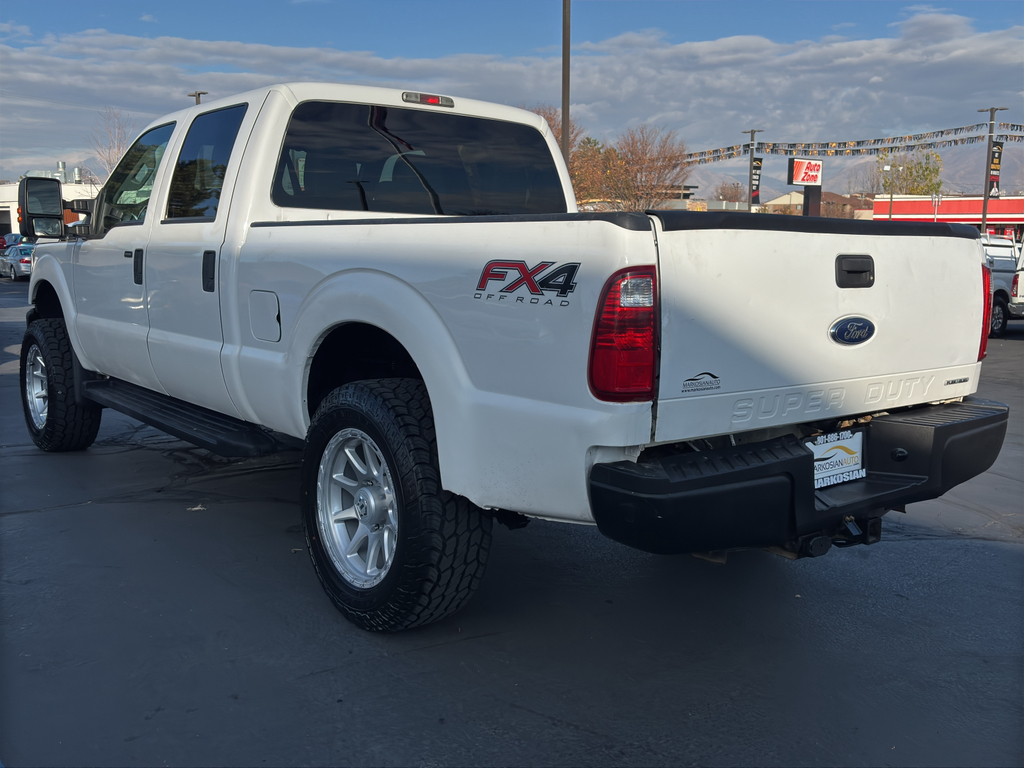 2015 Ford F250 Super Duty Crew Cab XLT Pickup 4D 6 3/4 ft