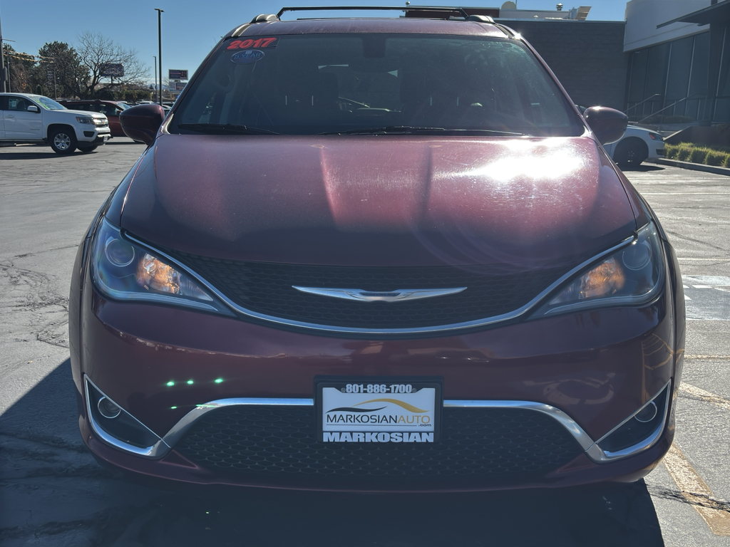 2017 Chrysler Pacifica Van