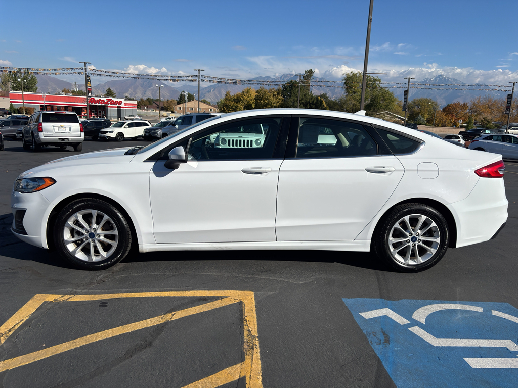 2020 Ford Fusion SE Sedan 4D