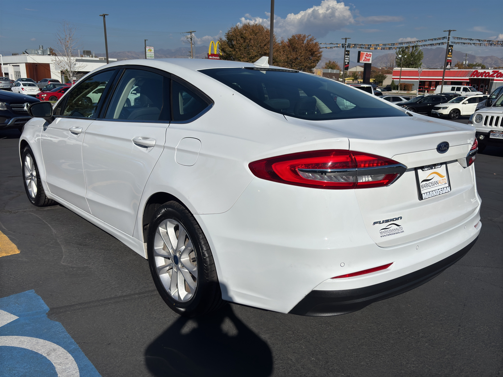 2020 Ford Fusion SE Sedan 4D