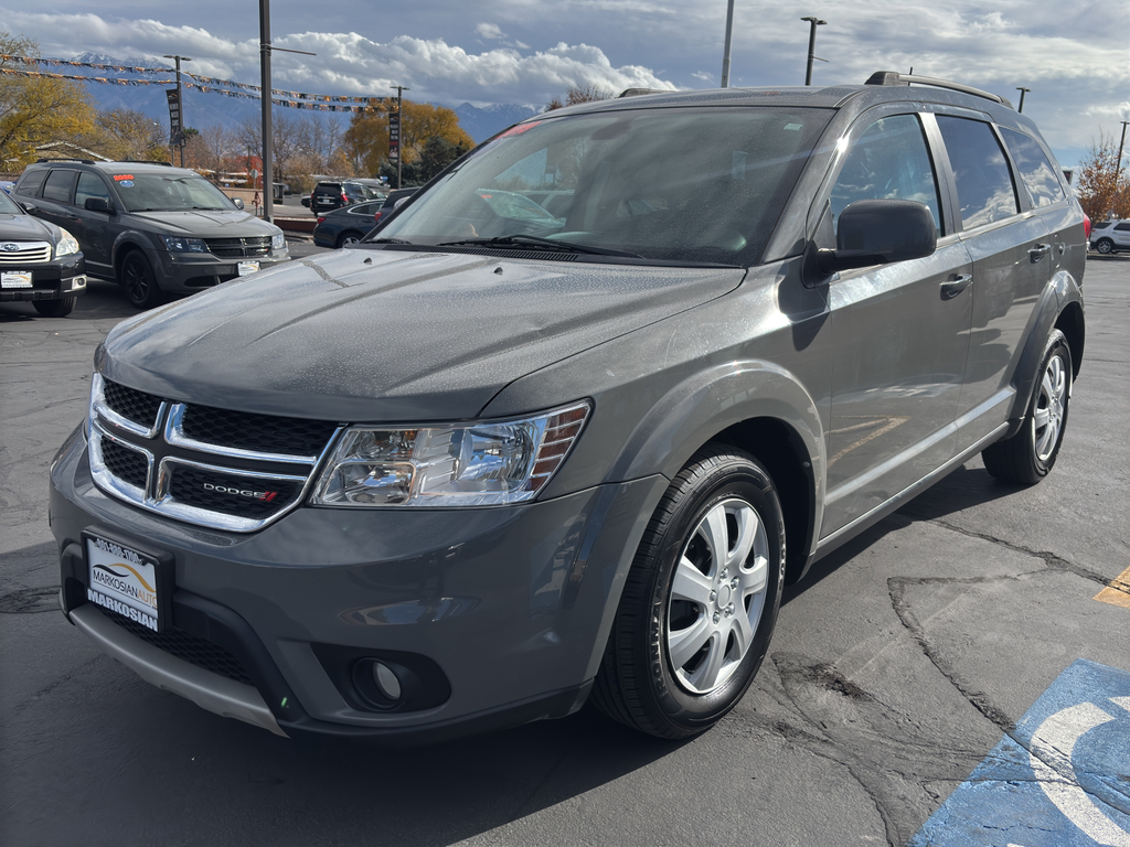 2019 Dodge Journey SE Sport Utility 4D