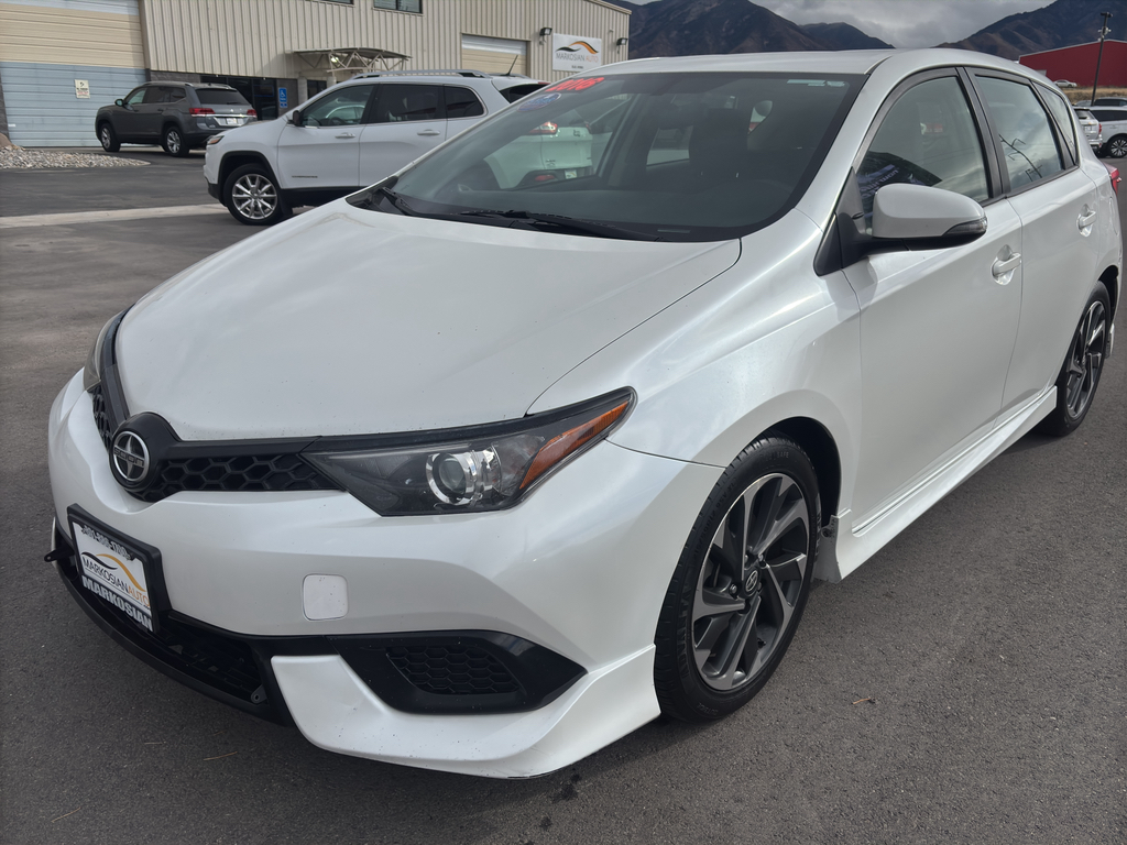 2016 Toyota Scion iM Sedan