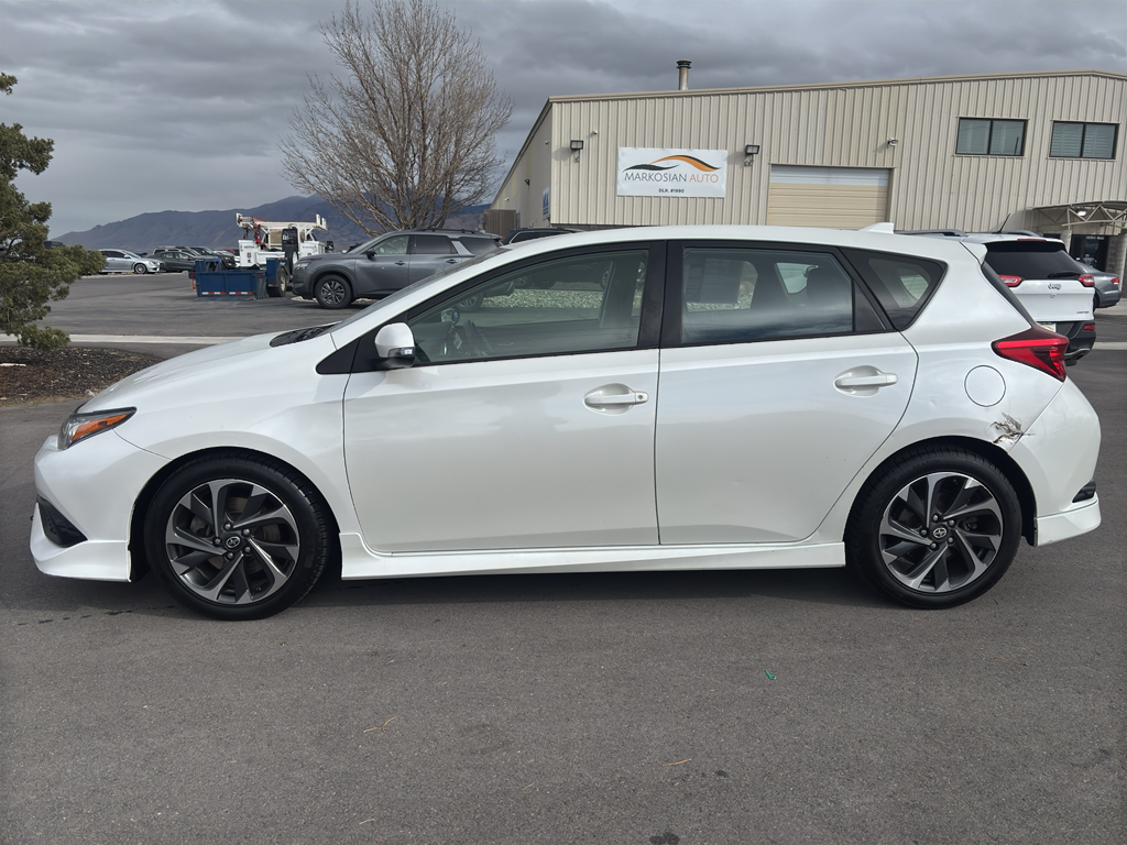 2016 Toyota Scion iM Sedan
