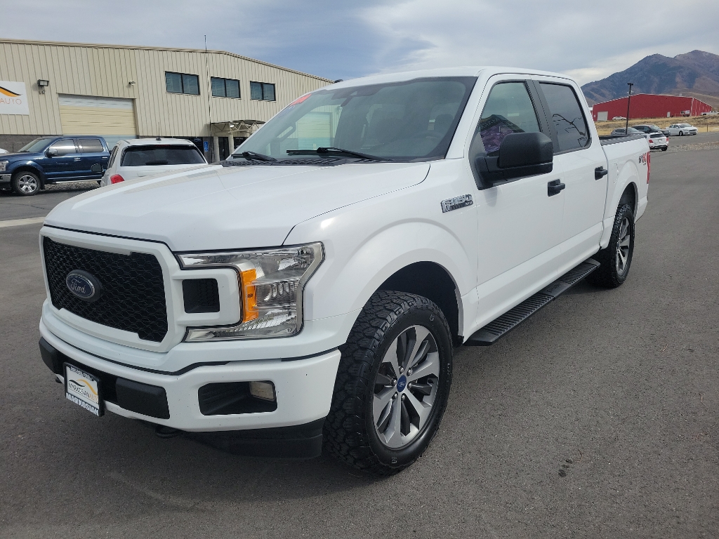 2019 Ford F150 SuperCrew Cab XL Pickup 4D 5 1/2 ft
