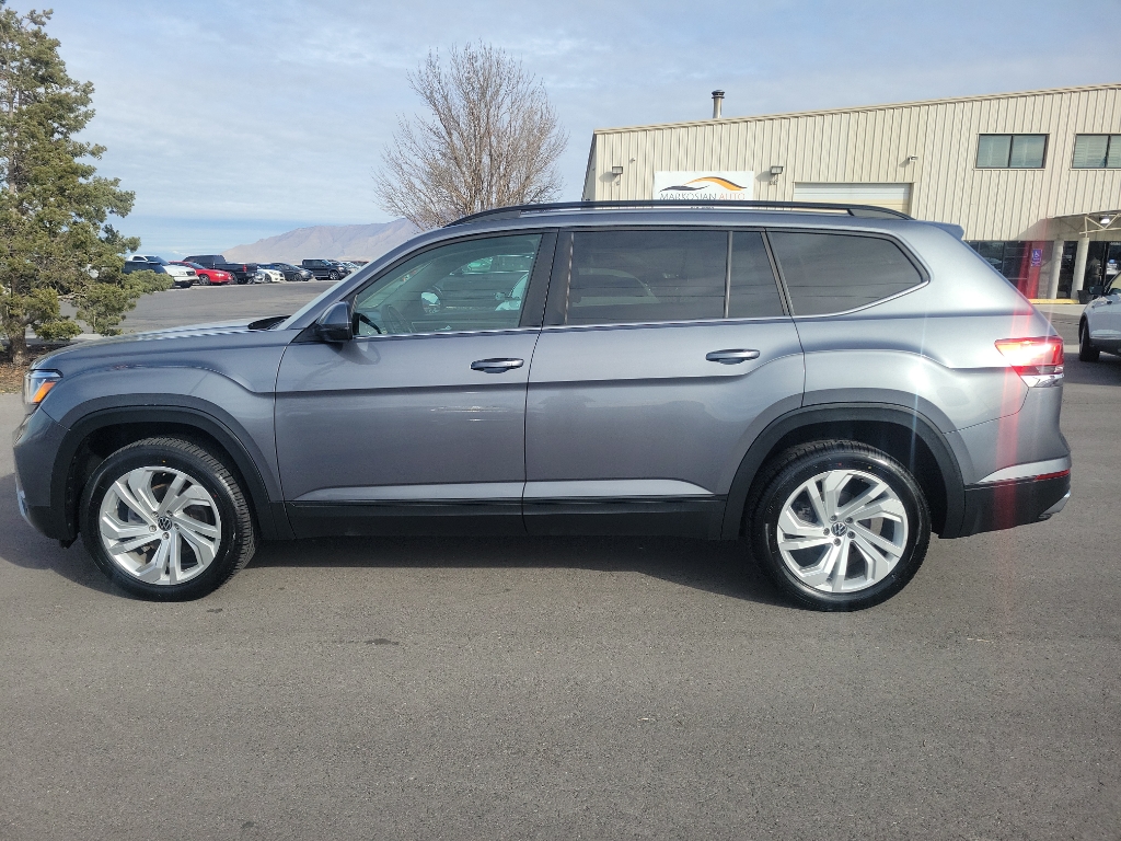 2021 Volkswagen Atlas SE w/Tech Pkg Sport Utility 4D