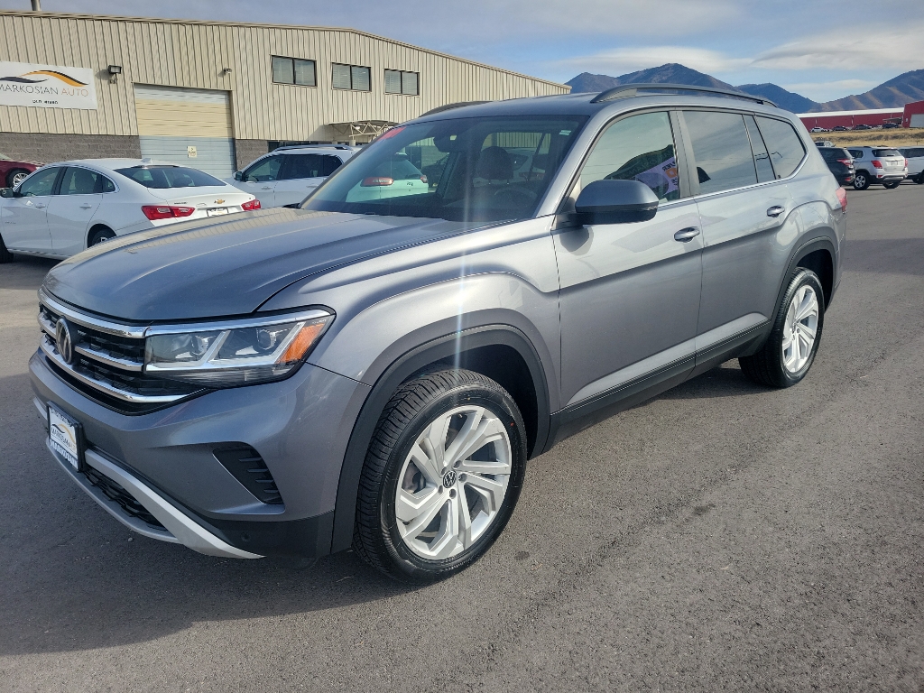 2021 Volkswagen Atlas SE w/Tech Pkg Sport Utility 4D