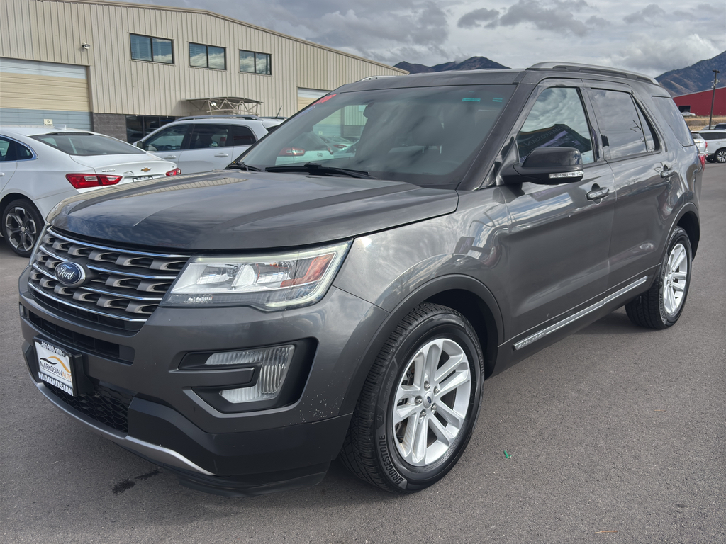 2016 Ford Explorer XLT Sport Utility 4D