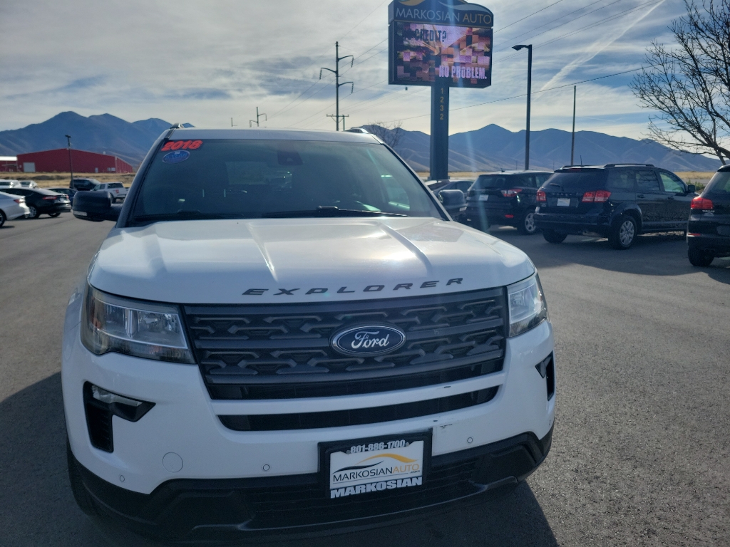 2018 Ford Explorer XLT Sport Utility 4D