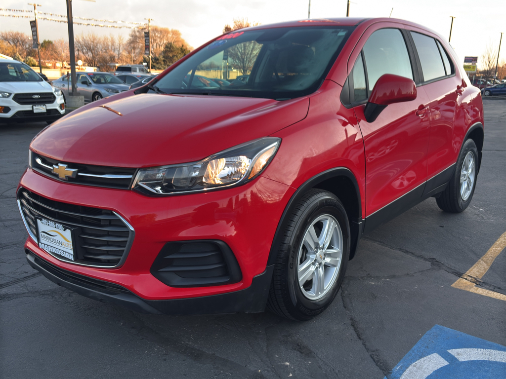 2020 Chevrolet Trax LS Sport Utility 4D