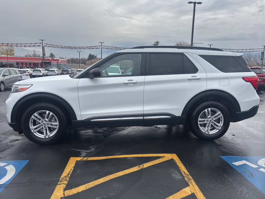2020 Ford Explorer XLT Sport Utility 4D
