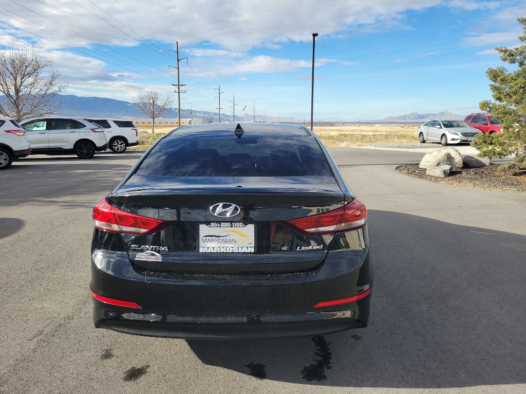 2017 Hyundai Elantra Limited Sedan 4D
