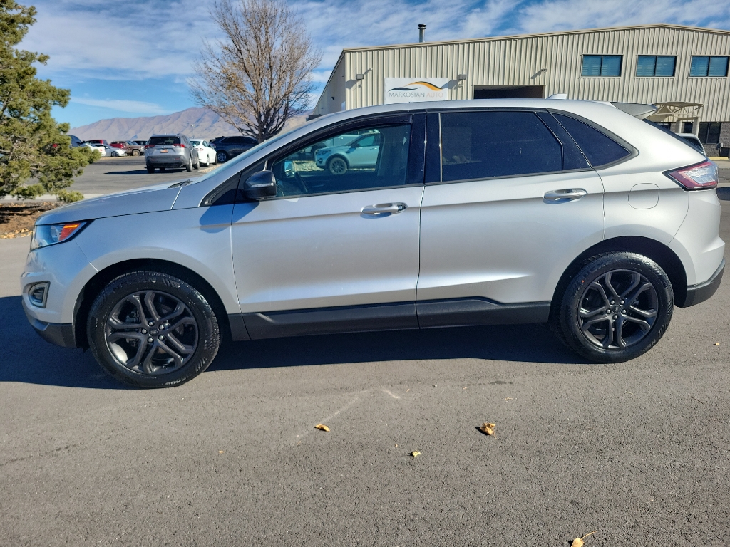 2018 Ford Edge SEL Sport Utility 4D