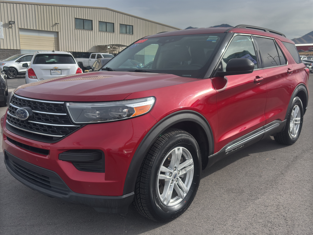 2020 Ford Explorer XLT Sport Utility 4D