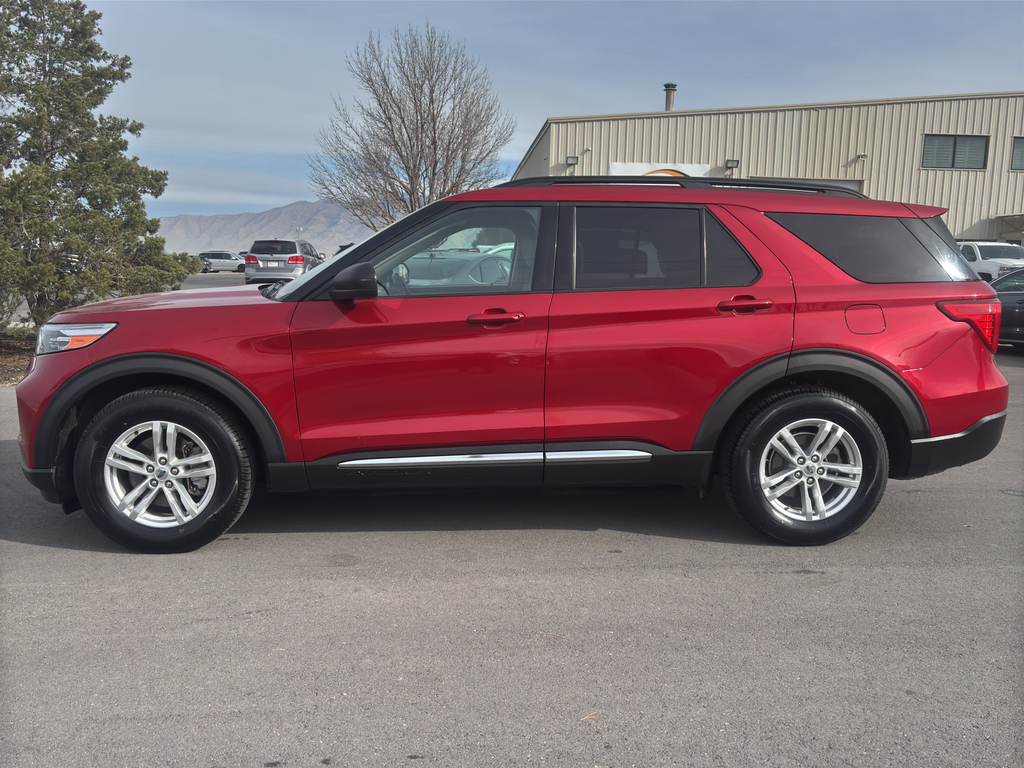 2020 Ford Explorer XLT Sport Utility 4D