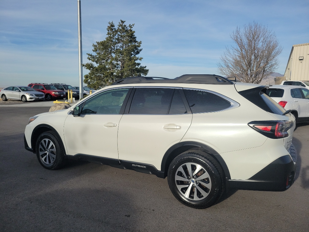 2022 Subaru Outback Premium Wagon 4D