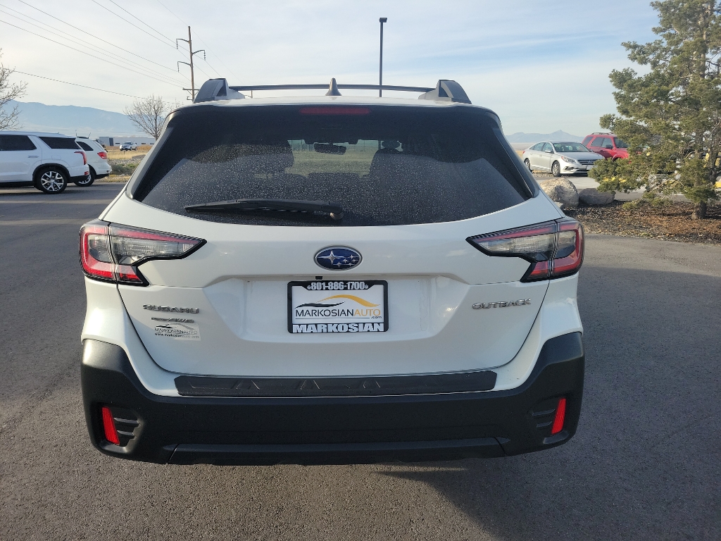 2022 Subaru Outback Premium Wagon 4D