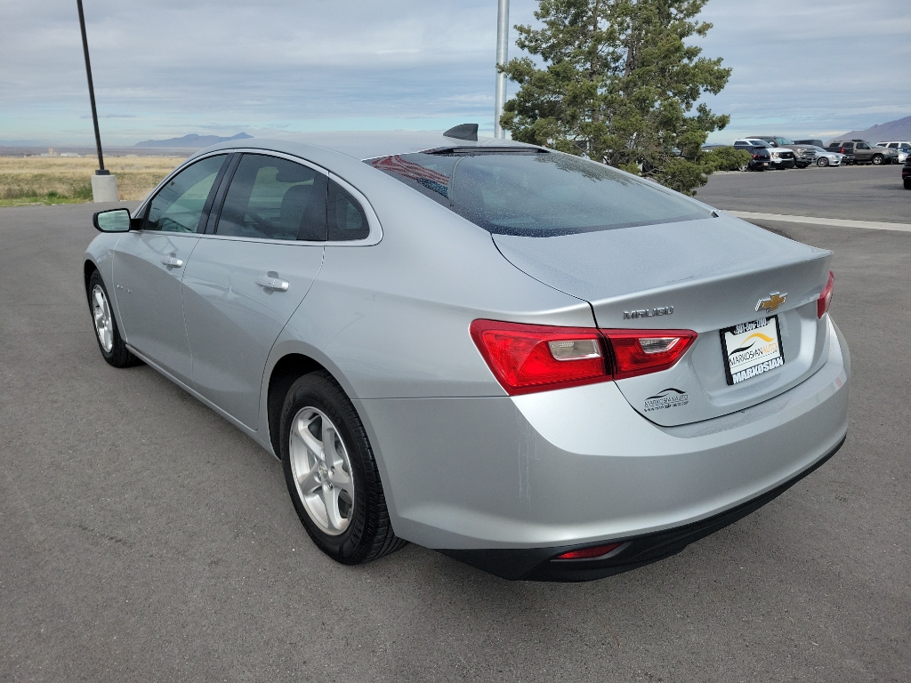 2018 Chevrolet Malibu LS Sedan 4D