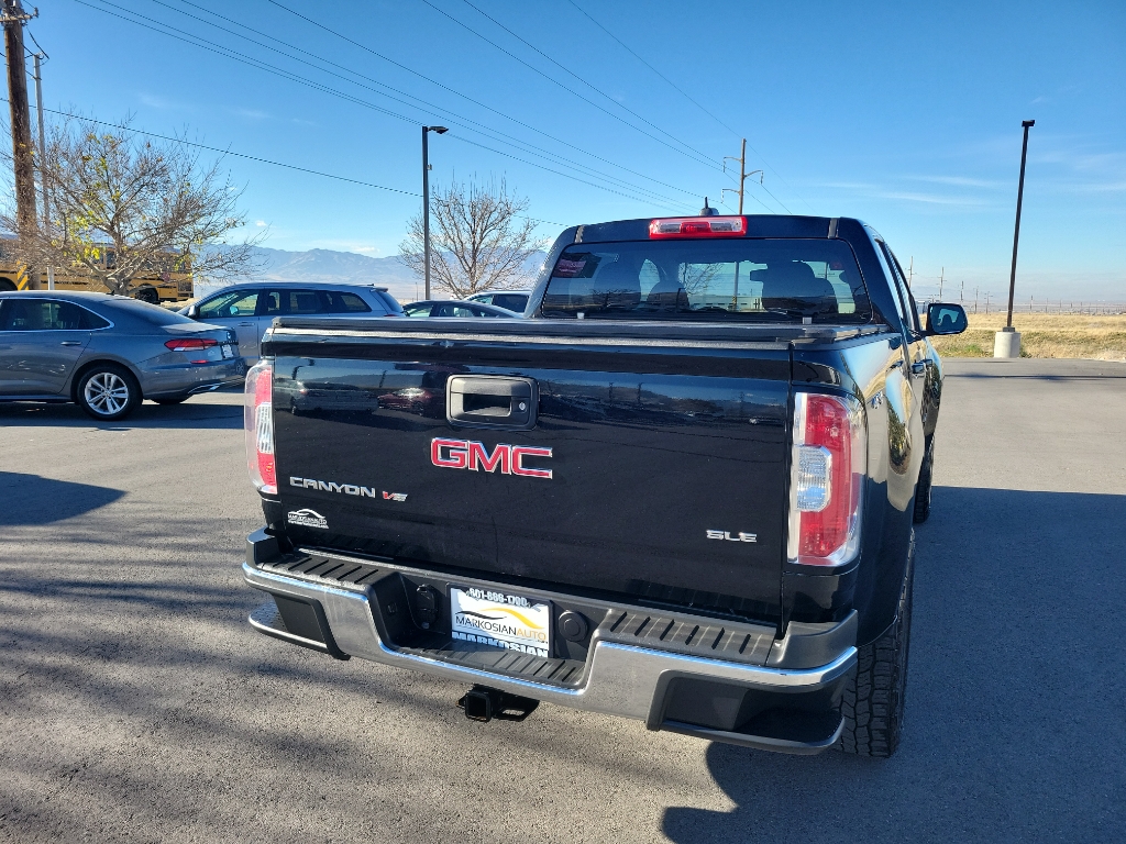 2018 GMC Canyon Crew Cab SLE Pickup 4D 5 ft