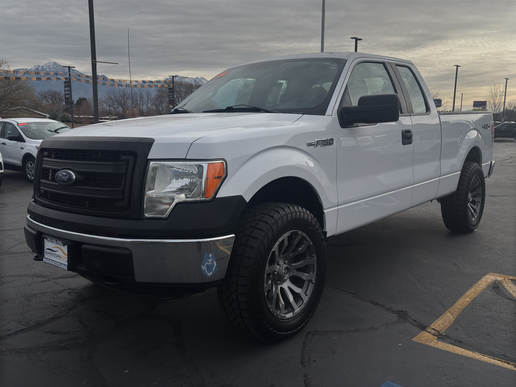 2014 Ford F150 Super Cab XL Pickup 4D 6 1/2 ft