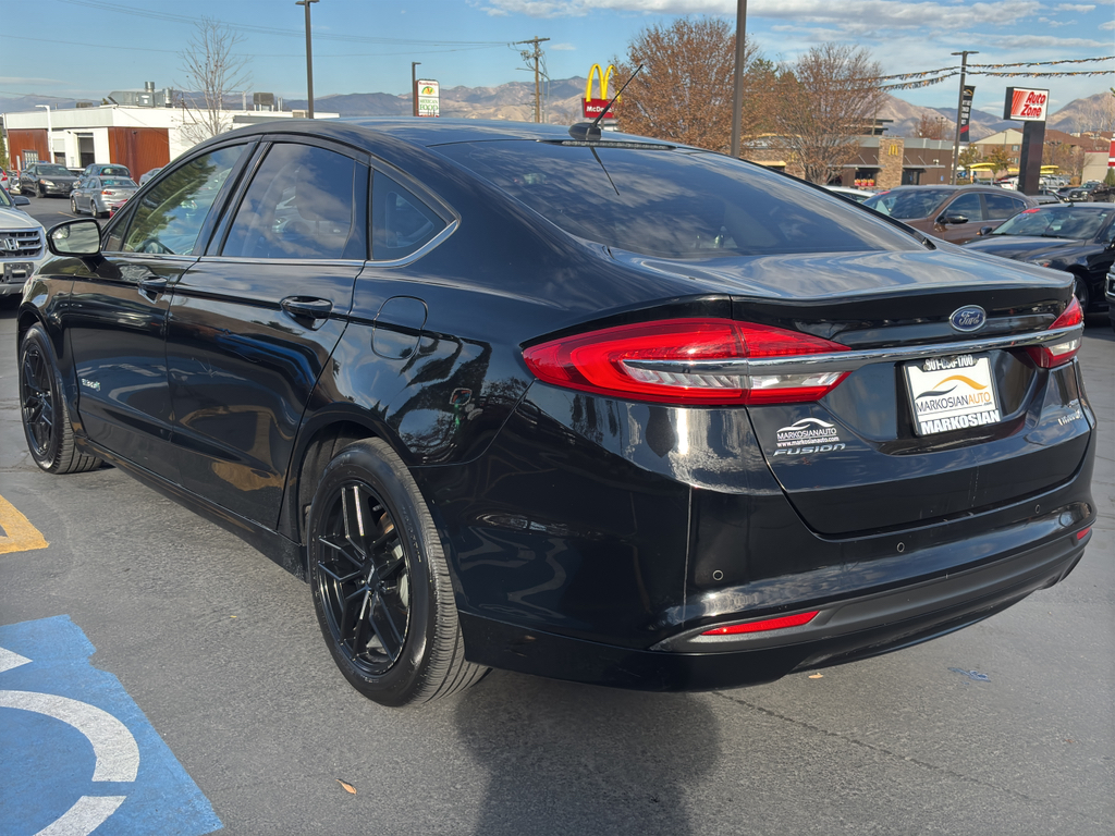 2017 Ford Fusion Sedan 4D SE 2.0L I4 Hybrid