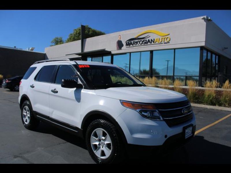 2013 Ford Explorer Base's photo