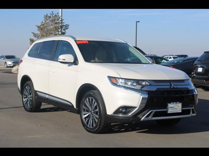2020 Mitsubishi Outlander SEL's photo