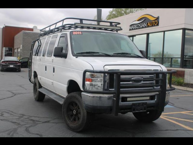 2011 Ford E-Series Econoline Wagon XLT's photo