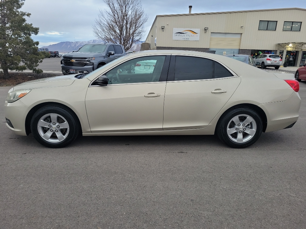 2015 Chevrolet Malibu LS Sedan 4D