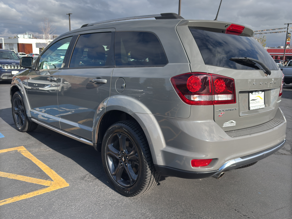 2019 Dodge Journey Crossroad Sport Utility 4D