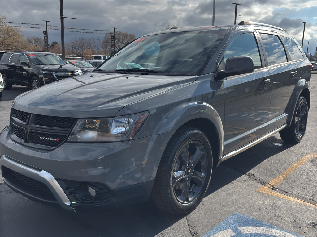 2019 Dodge Journey Crossroad Sport Utility 4D
