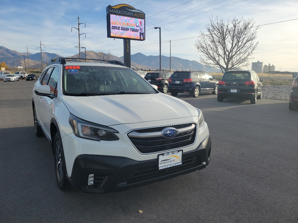 2022 Subaru Outback Premium